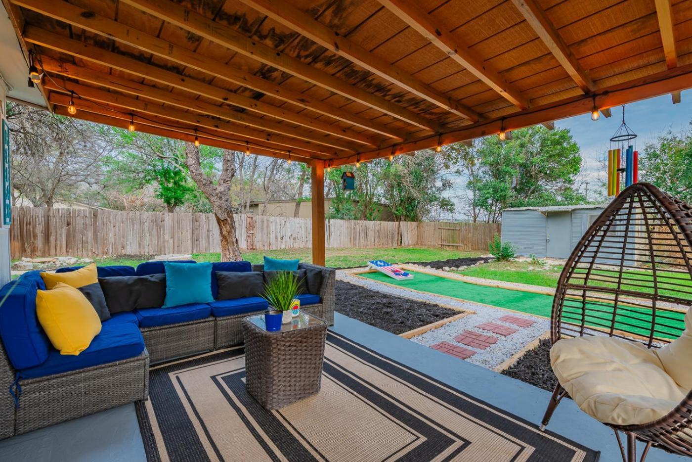 Texas Vacation Home, Game Room & Pool By Sixflags ซานอันโตนิโอ ภายนอก รูปภาพ