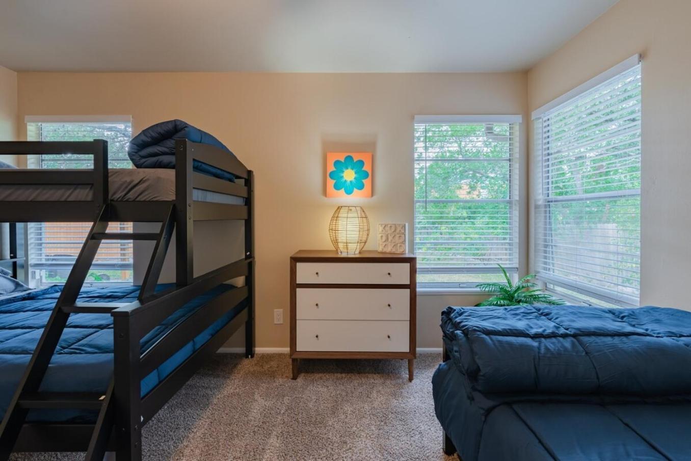Texas Vacation Home, Game Room & Pool By Sixflags ซานอันโตนิโอ ภายนอก รูปภาพ