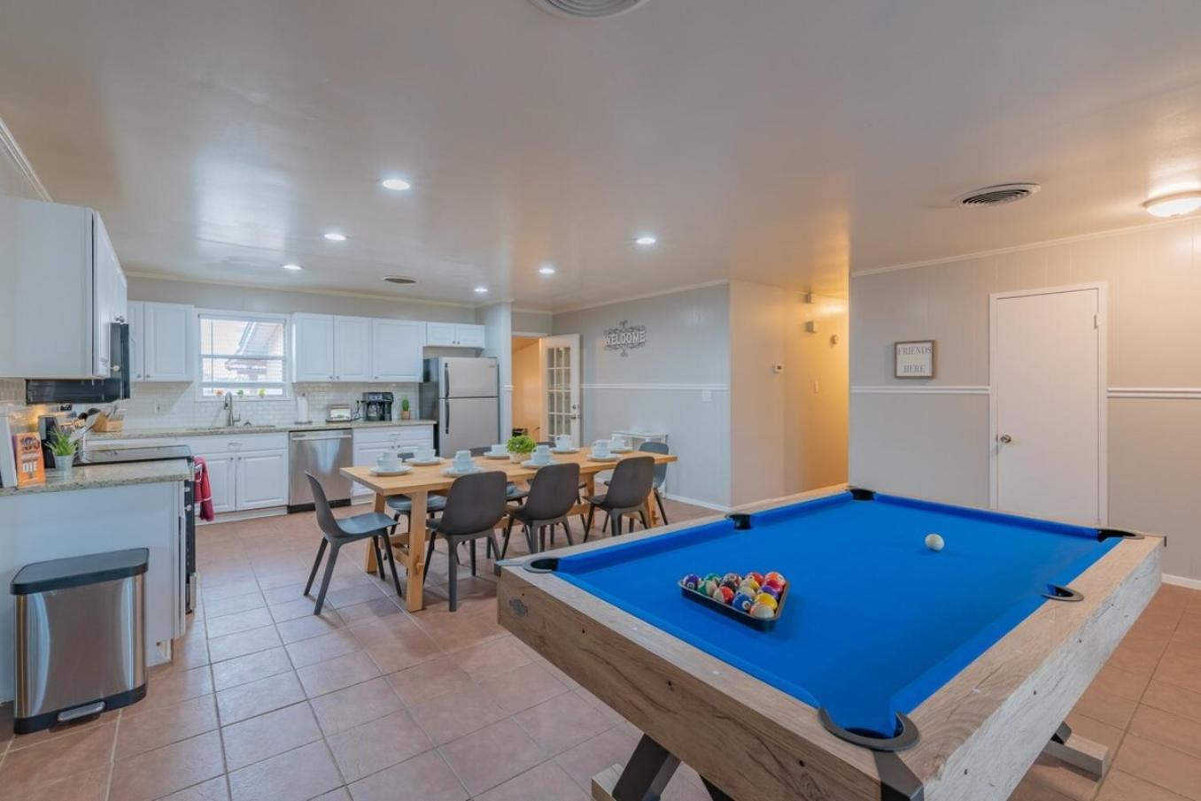 Texas Vacation Home, Game Room & Pool By Sixflags ซานอันโตนิโอ ภายนอก รูปภาพ