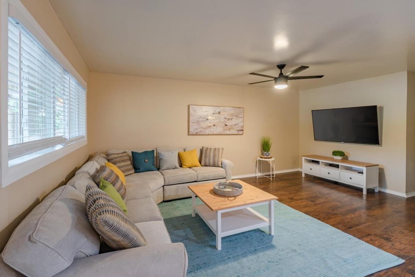 Texas Vacation Home, Game Room & Pool By Sixflags ซานอันโตนิโอ ภายนอก รูปภาพ